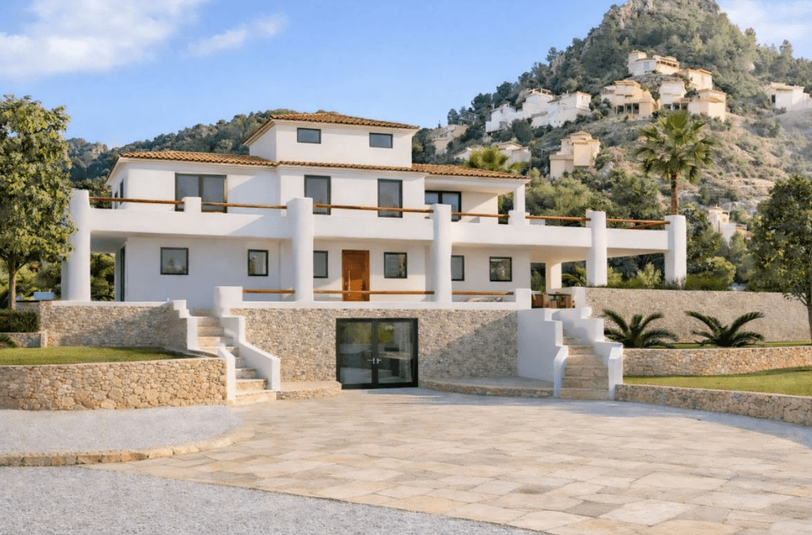 Finca spacieuse sur un terrain plat et ensoleillé à vendre dans le quartier de La Sella Golf Resort, Pedreguer, Costa Blanca