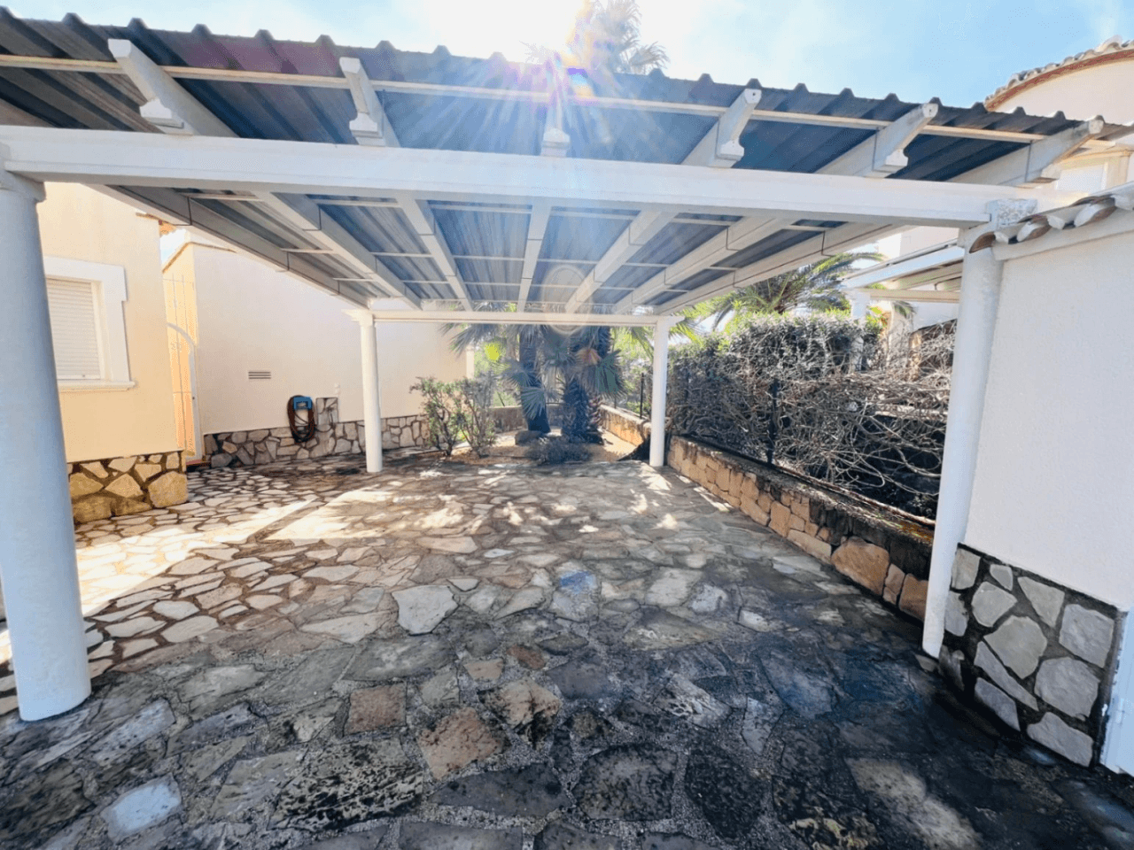 Exceptional 6-Bedroom Villa in La Sella – A Versatile Investment with 2-in-1 Living for sale in La Sella Golf Resort, Pedreguer, Costa Blanca