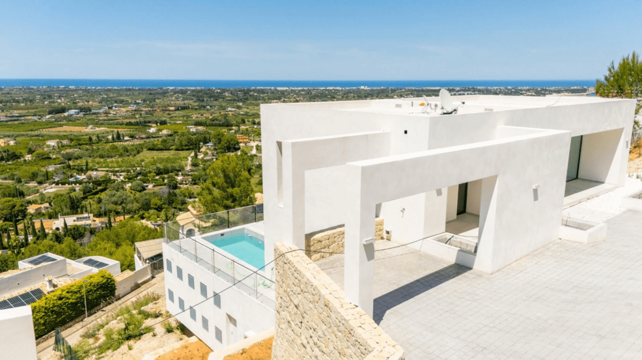 Magnificent newly built luxury villa with panoramic sea views for sale in La Sella Golf Resort, Pedreguer, Costa Blanca.