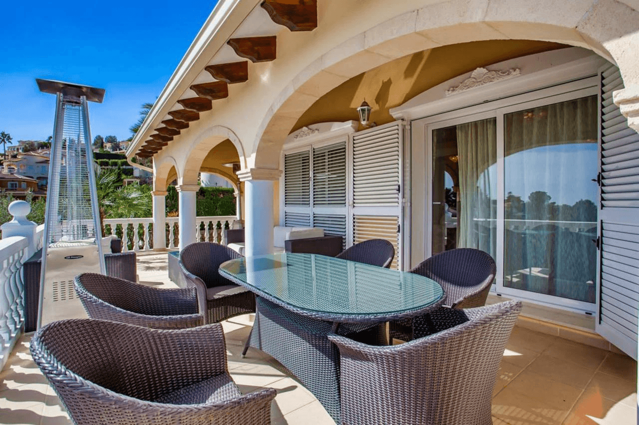 Luxury villa with garage for sale in La Sella Golf Resort, Costa Blanca