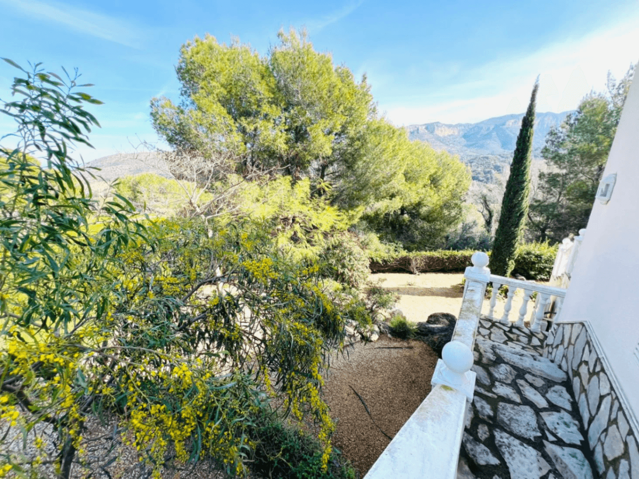 Exceptional 6-Bedroom Villa in La Sella – A Versatile Investment with 2-in-1 Living for sale in La Sella Golf Resort, Pedreguer, Costa Blanca
