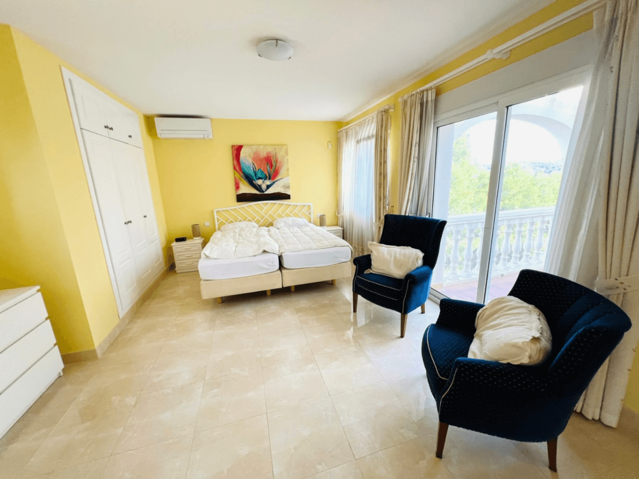 Exceptional 6-Bedroom Villa in La Sella – A Versatile Investment with 2-in-1 Living for sale in La Sella Golf Resort, Pedreguer, Costa Blanca
