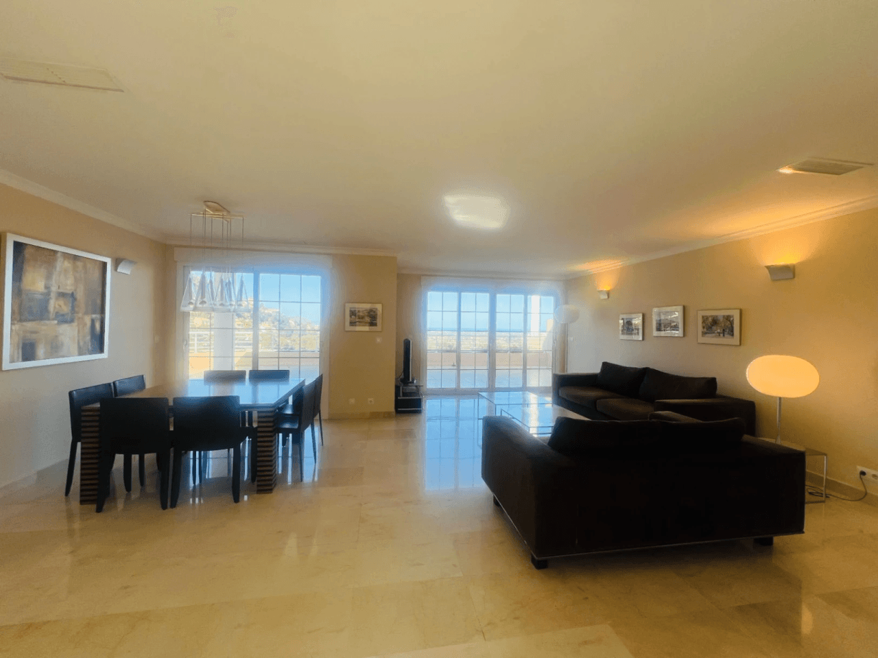 Superbe penthouse avec grande terrasse et vues imprenables à vendre à La Sella Golf, Pedreguer, Costa Blanca.