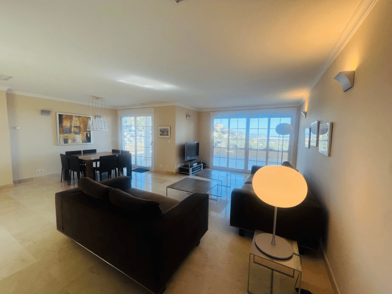 Superbe penthouse avec grande terrasse et vues imprenables à vendre à La Sella Golf, Pedreguer, Costa Blanca.