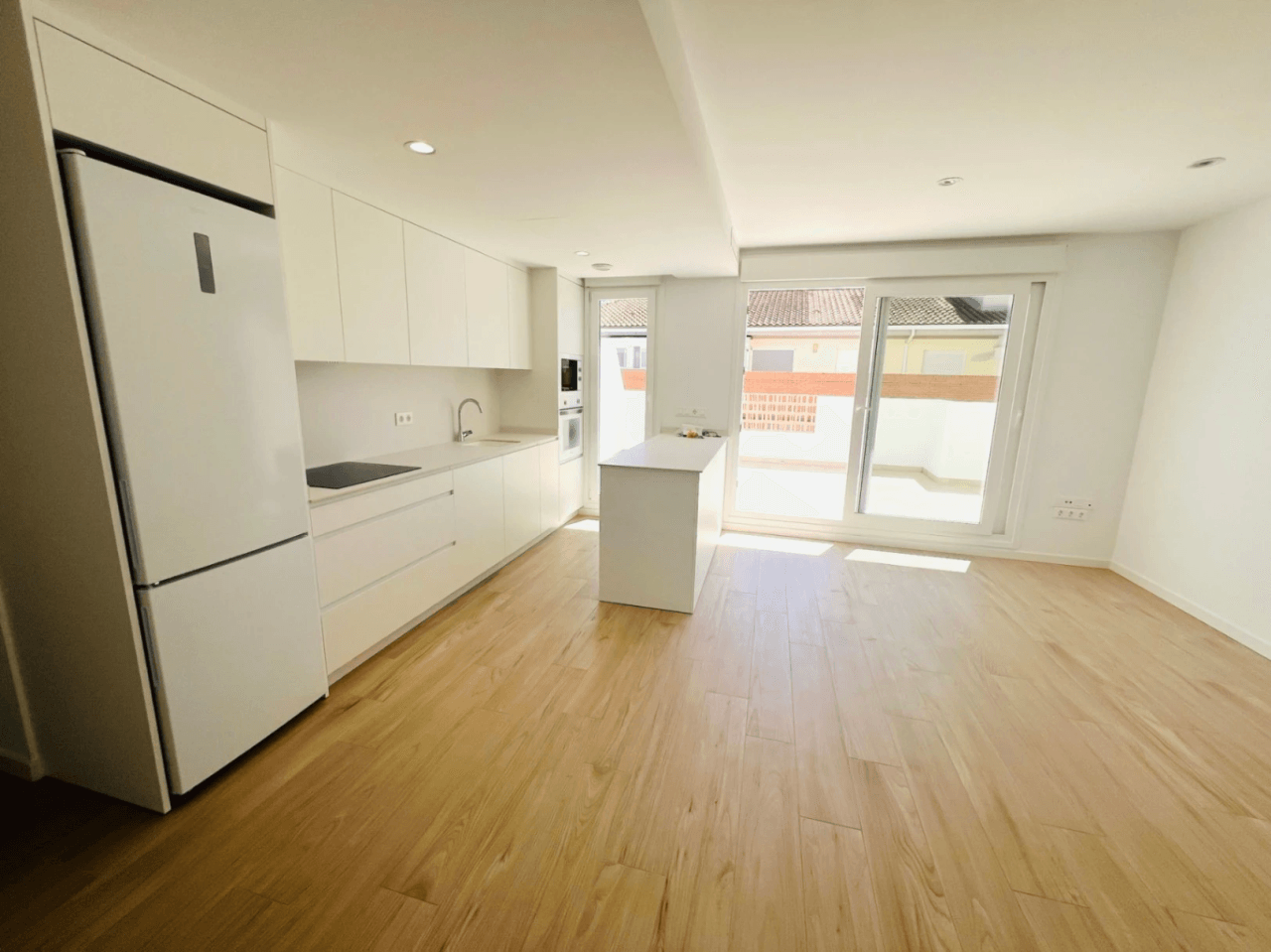Spectaculaire nieuwe penthouse in La Xara! Eerste bewoning, uitgerust met toestellen en klaar om in te trekken in La Xara, Denia, Costa Blanca.