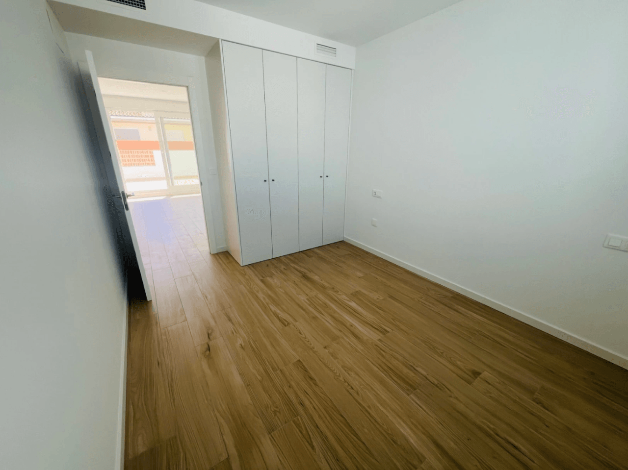 Spectaculaire nieuwe penthouse in La Xara! Eerste bewoning, uitgerust met toestellen en klaar om in te trekken in La Xara, Denia, Costa Blanca.