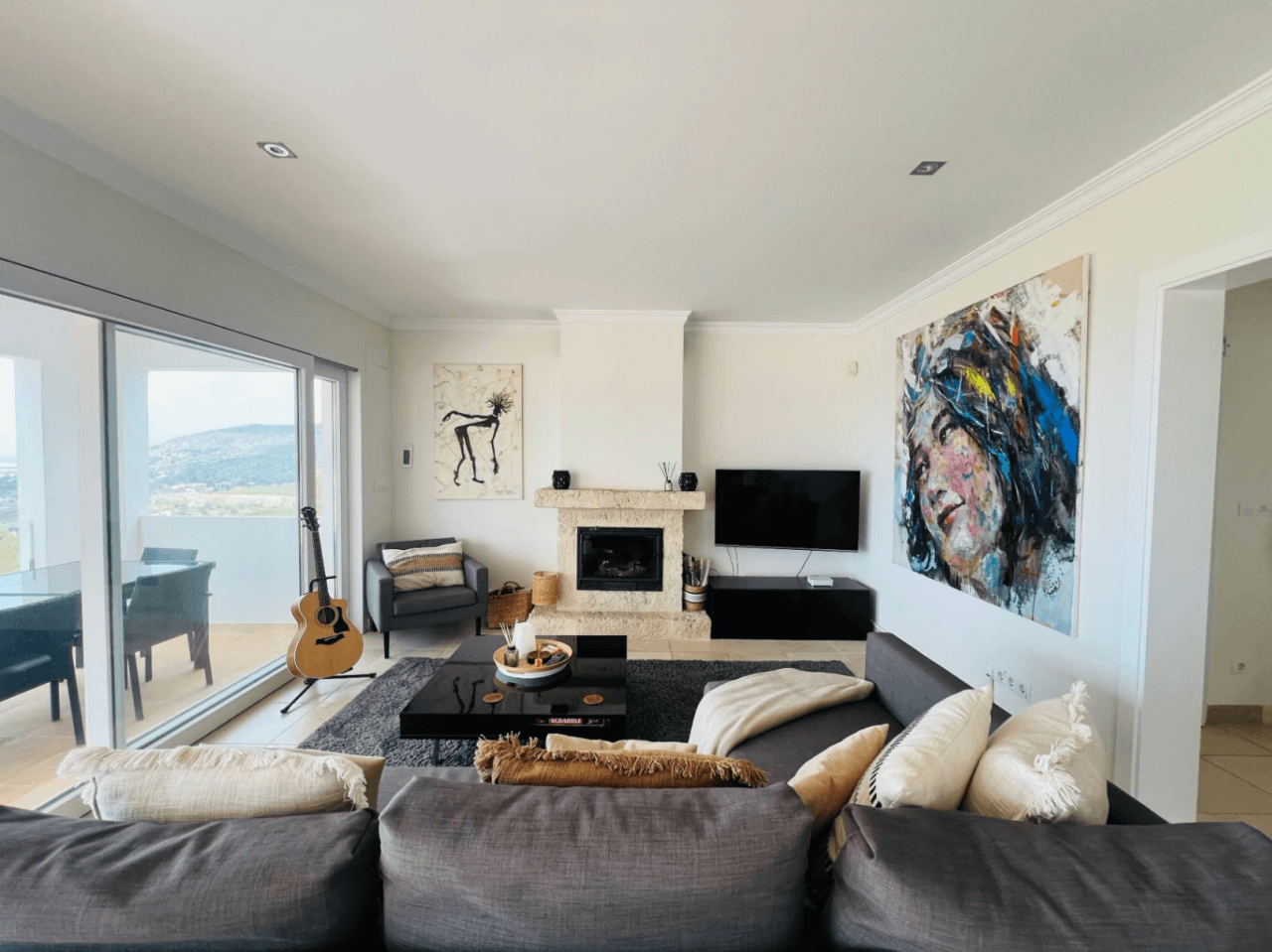Modern villa with tourist license and sea view in La Sella Golf, Pedreguer, Costa Blanca.