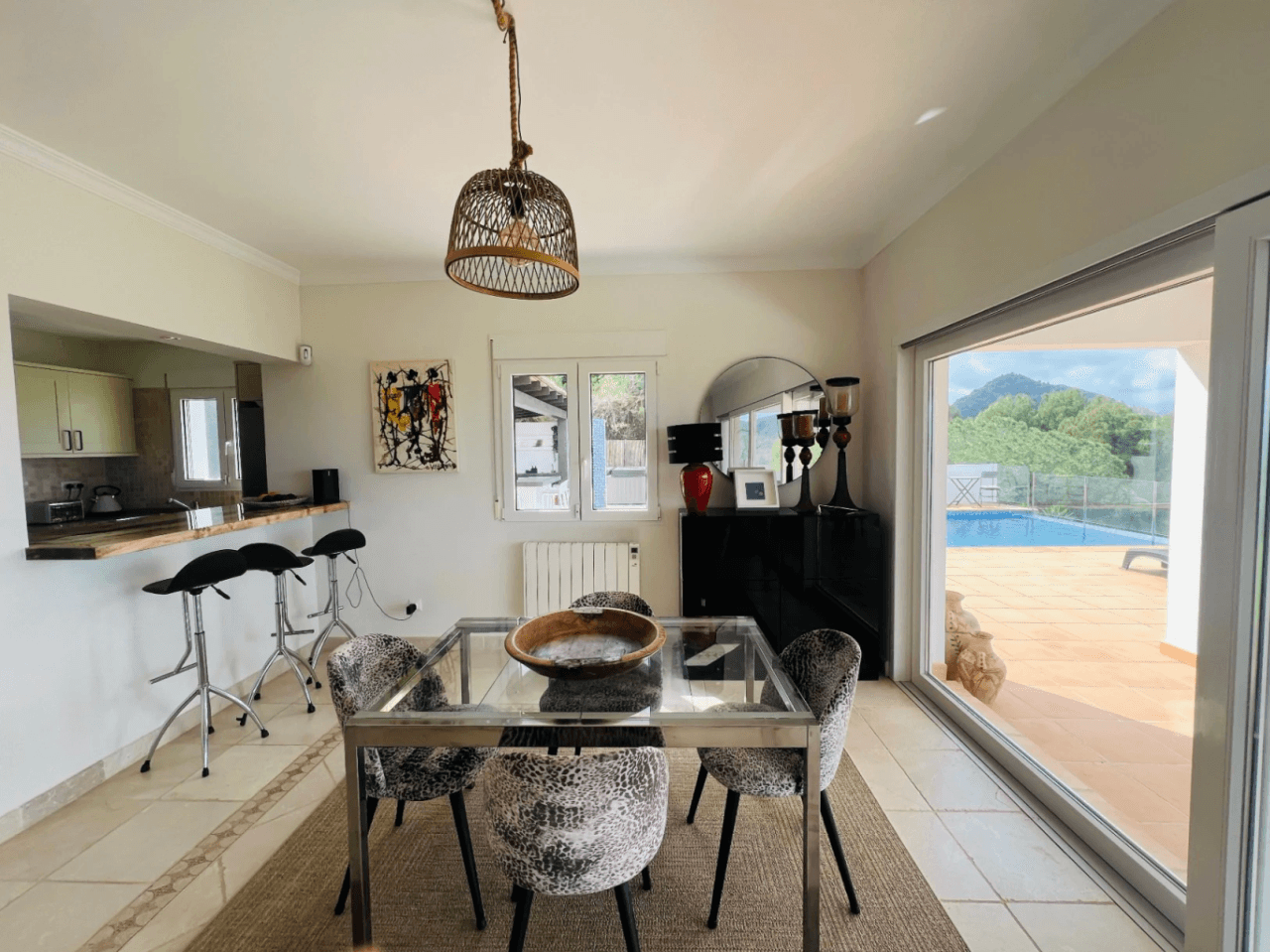 Modern villa with tourist license and sea view in La Sella Golf, Pedreguer, Costa Blanca.