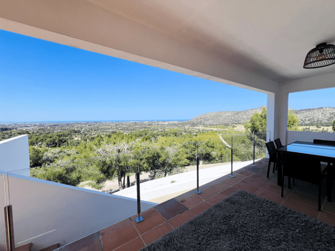 Modern villa with tourist license and sea view in La Sella Golf, Pedreguer, Costa Blanca.