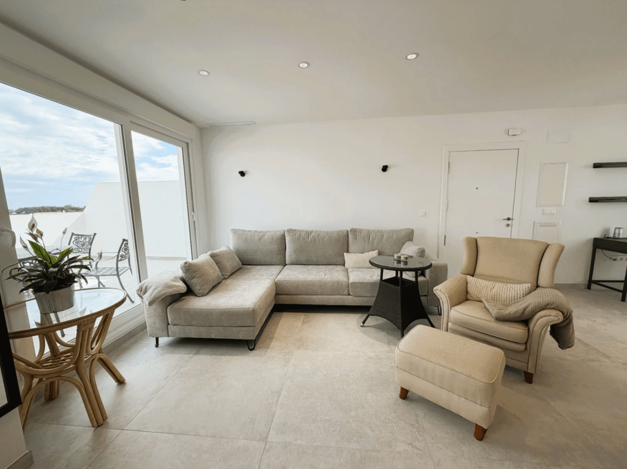 Fantastisch nieuwbouw penthouse te huur voor lange termijn in La Xara, Denia, Costa Blanca
