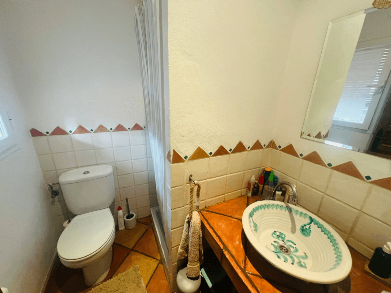 Prachtige villa met 3 slaapkamers, omgeven door de natuur en met uitzicht op bergen, te koop in Tormos, Orba Valley, Costa Blanca.