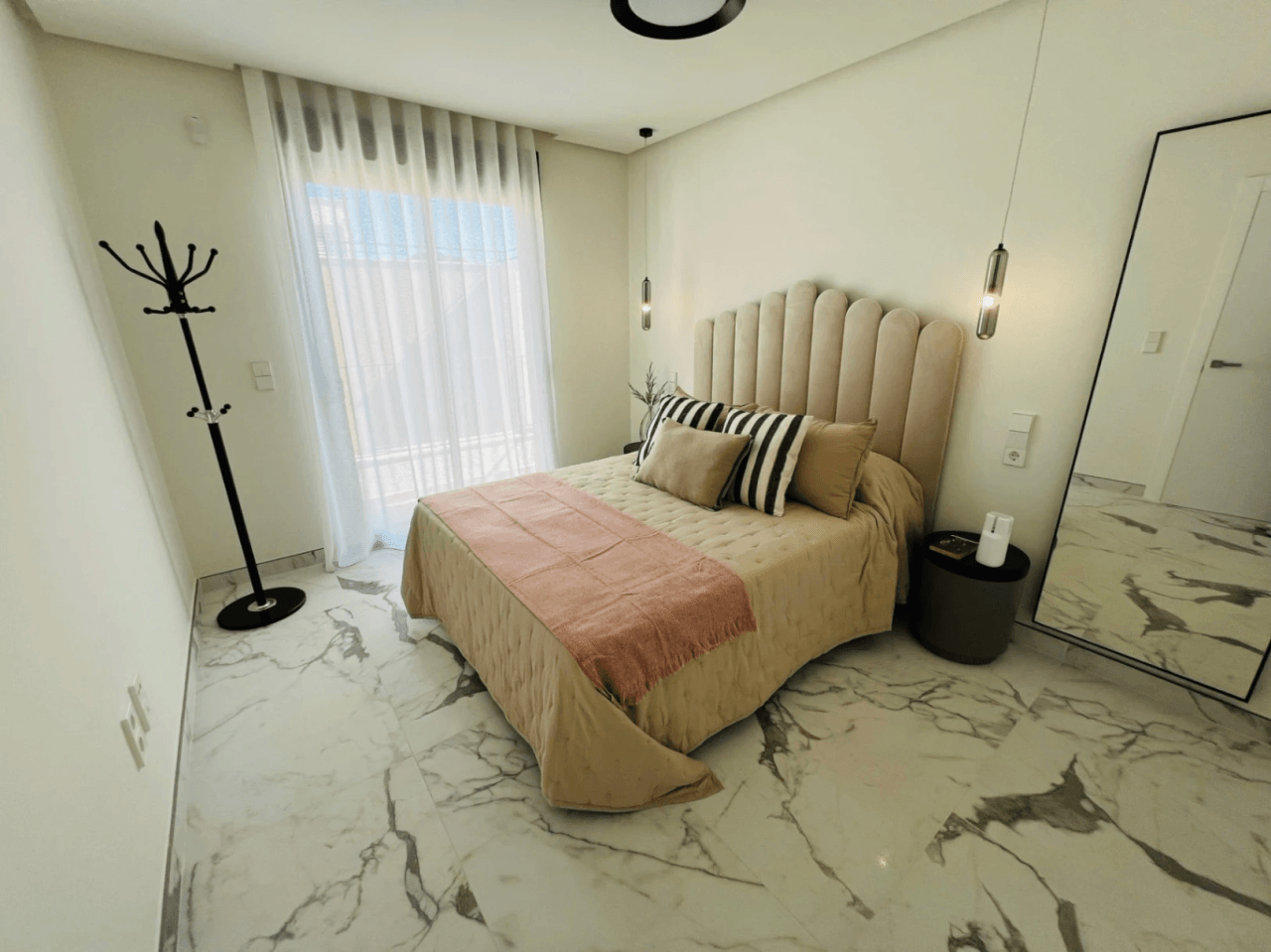 Contemporary villas recently built within walking distance of all amenities are for sale in Denia, Costa Blanca.