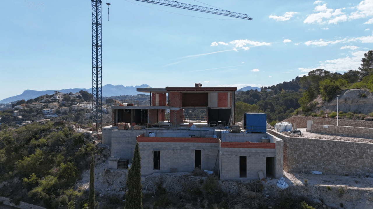 Villa de luxe avec vue à 180 degrés sur Moraira et Calpe, la symétrie parfaite de l'horizon méditerranéen, à vendre à Fanadix, Benissa, Costa Blanca