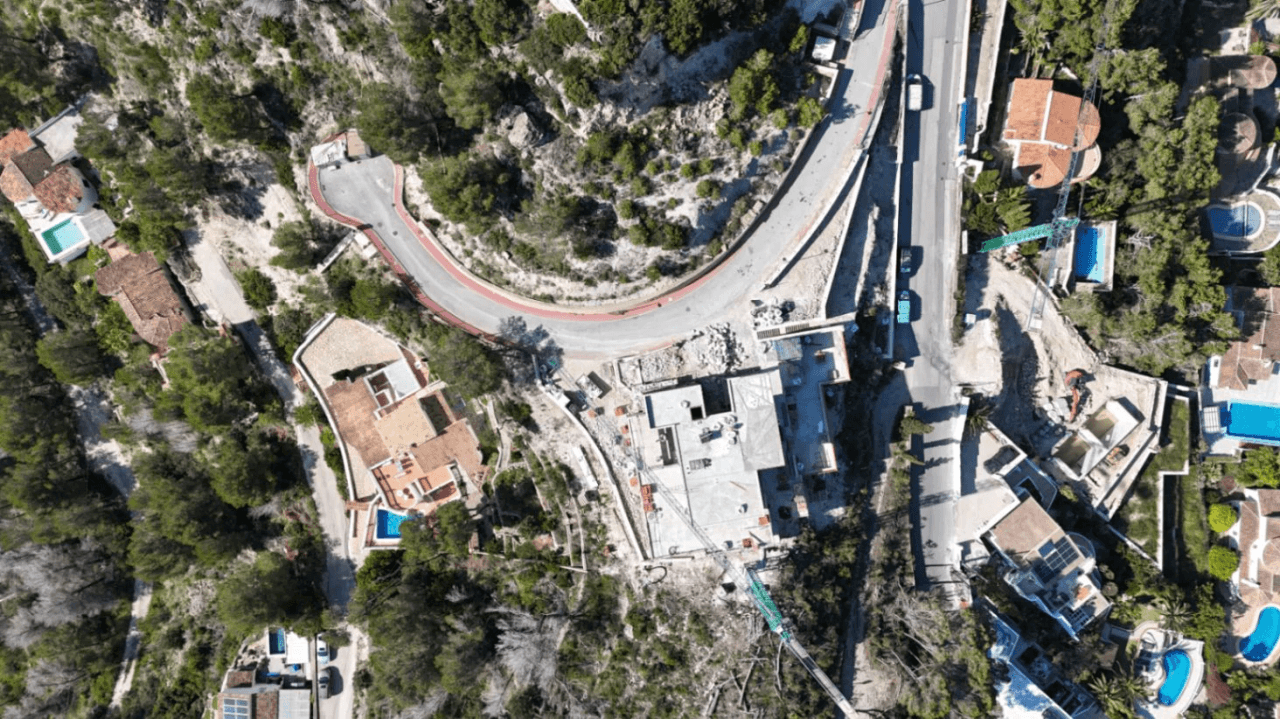 Villa de luxe avec vue à 180 degrés sur Moraira et Calpe, la symétrie parfaite de l'horizon méditerranéen, à vendre à Fanadix, Benissa, Costa Blanca