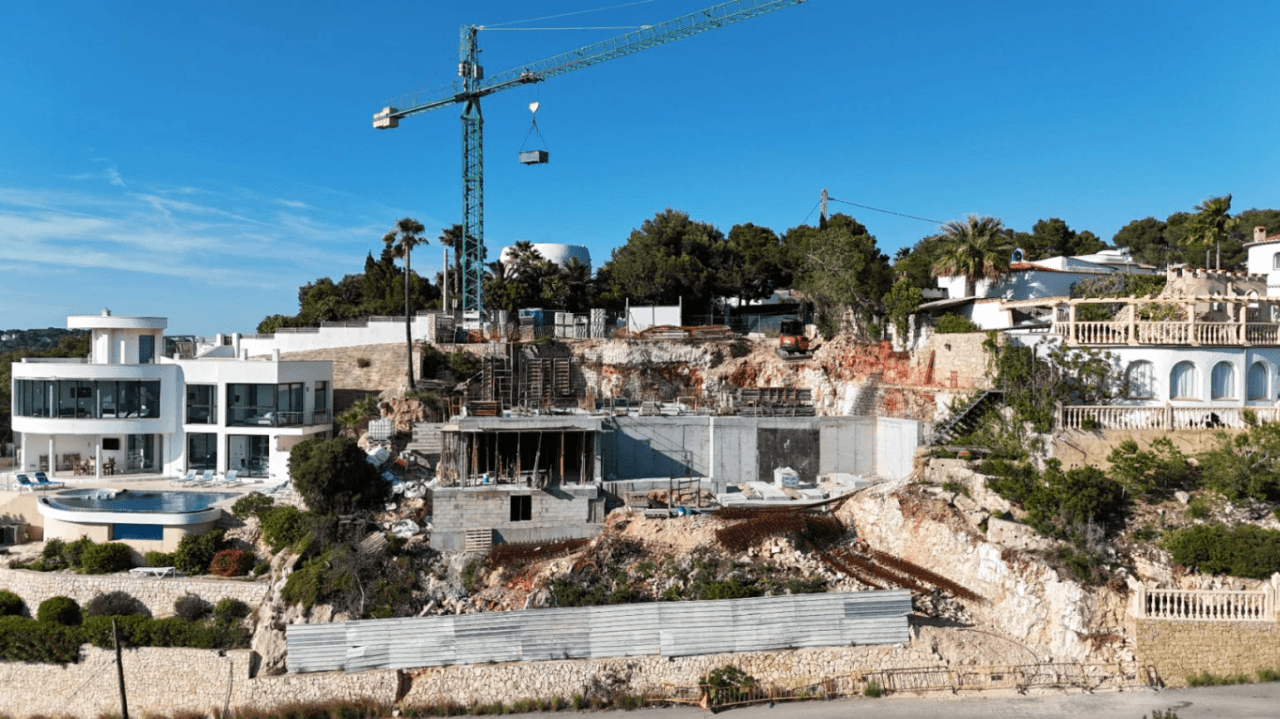 Luxuriöse Villa mit Panoramameerblick in einer privilegierten Lage der Cala Granadella zum Verkauf in Jávea, Costa Blanca.