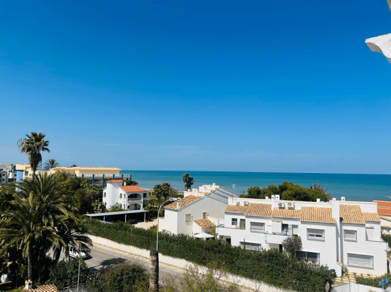 Mooi appartement op de beste locatie met uitzicht op zee in Denia, Costa Blanca.