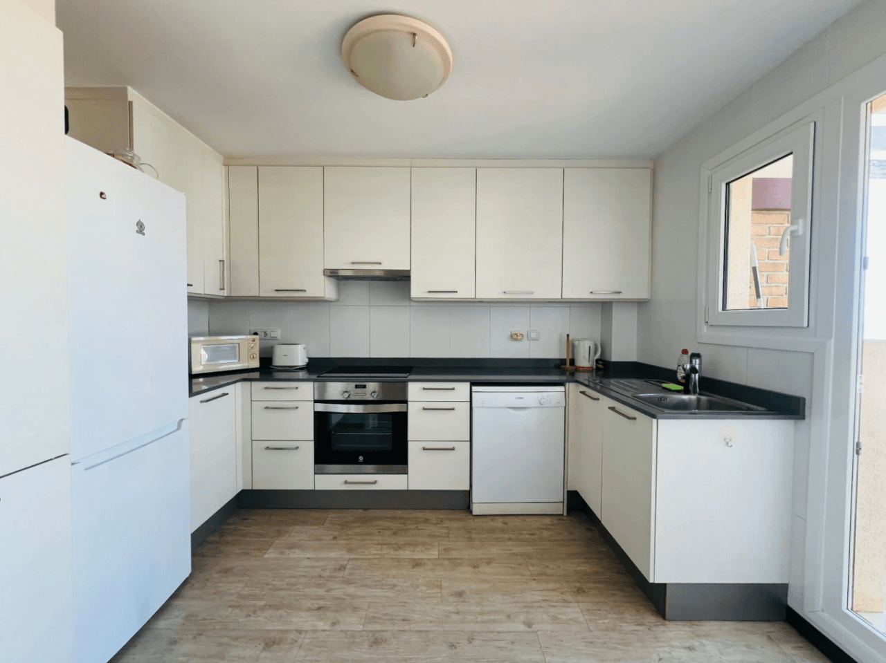 Mooi appartement op de beste locatie met uitzicht op zee in Denia, Costa Blanca.