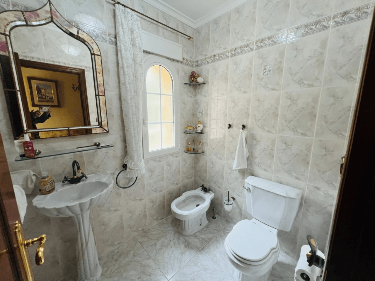 Klassieke Elegantie en Oneindige Horizon: Mediterraanse Villa met Dubbele Perceel en Zeezicht in La Sella Golf Resort, Pedreguer, Costa Blanca