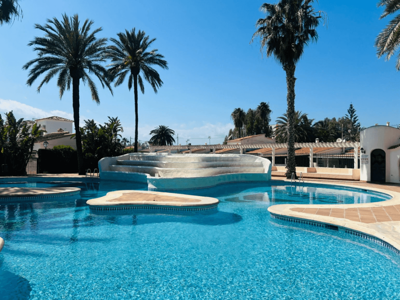 Mooi appartement op de beste locatie met uitzicht op zee in Denia, Costa Blanca.